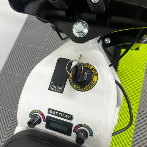 EBOX Dragster 2.0kw Electric Bike - White - Image 6