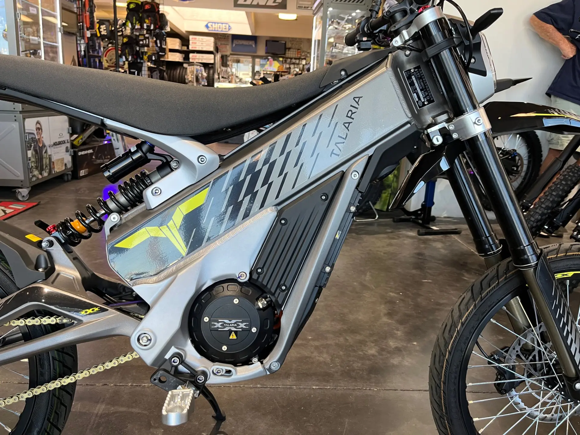 Talaria XXX Silver Edition - Image 7